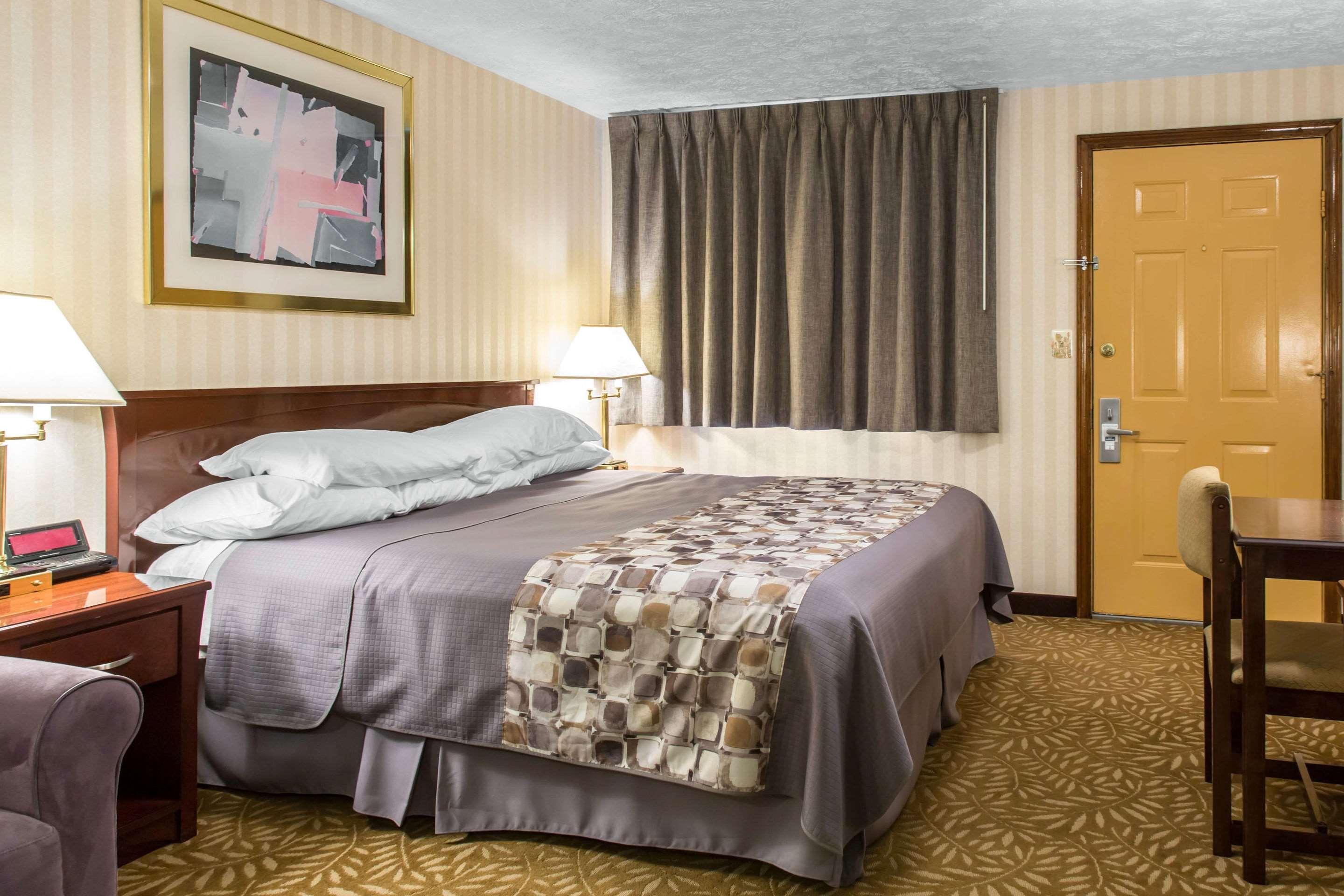Rodeway Inn & Suites Branford - Guilford Extérieur photo