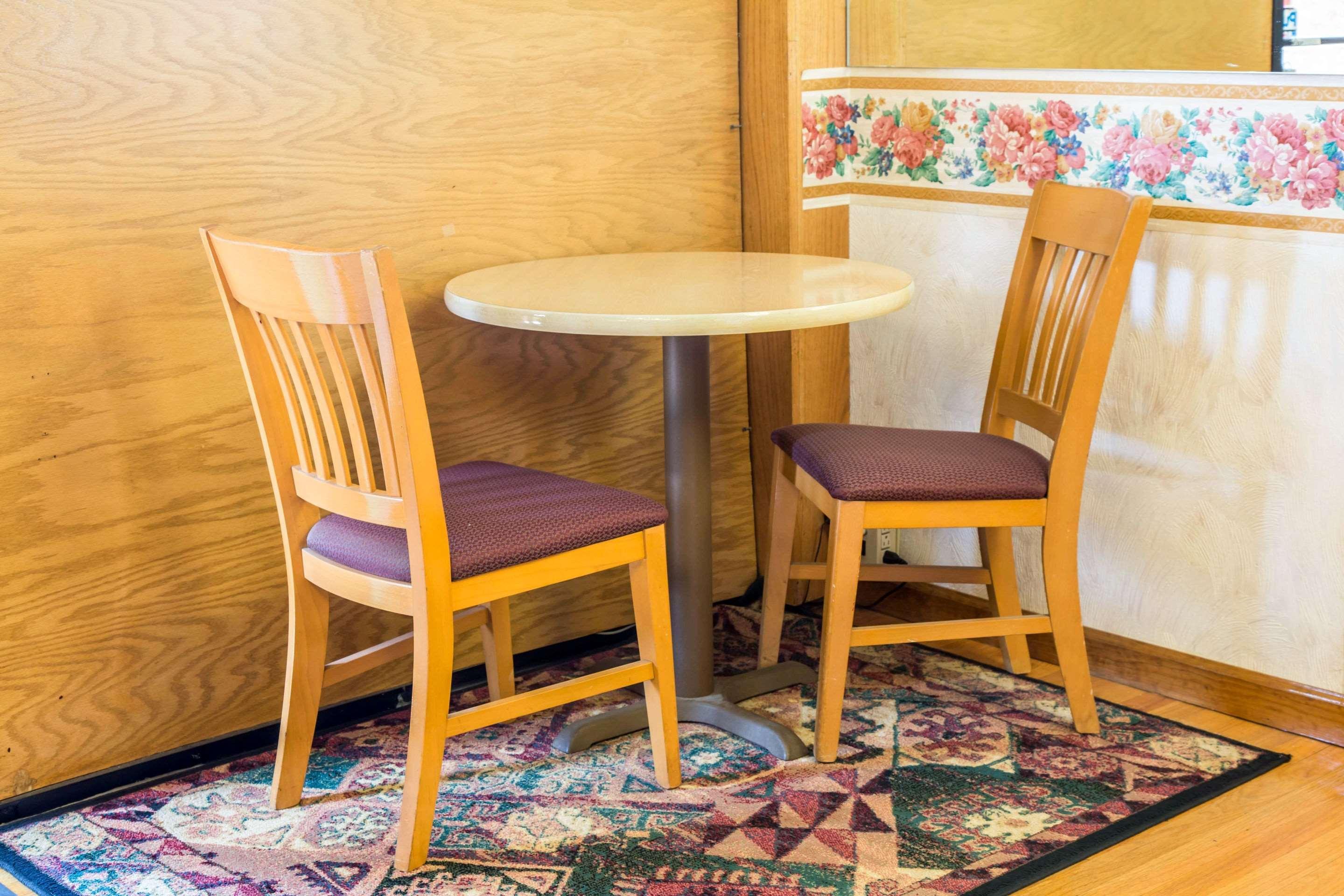 Rodeway Inn & Suites Branford - Guilford Extérieur photo