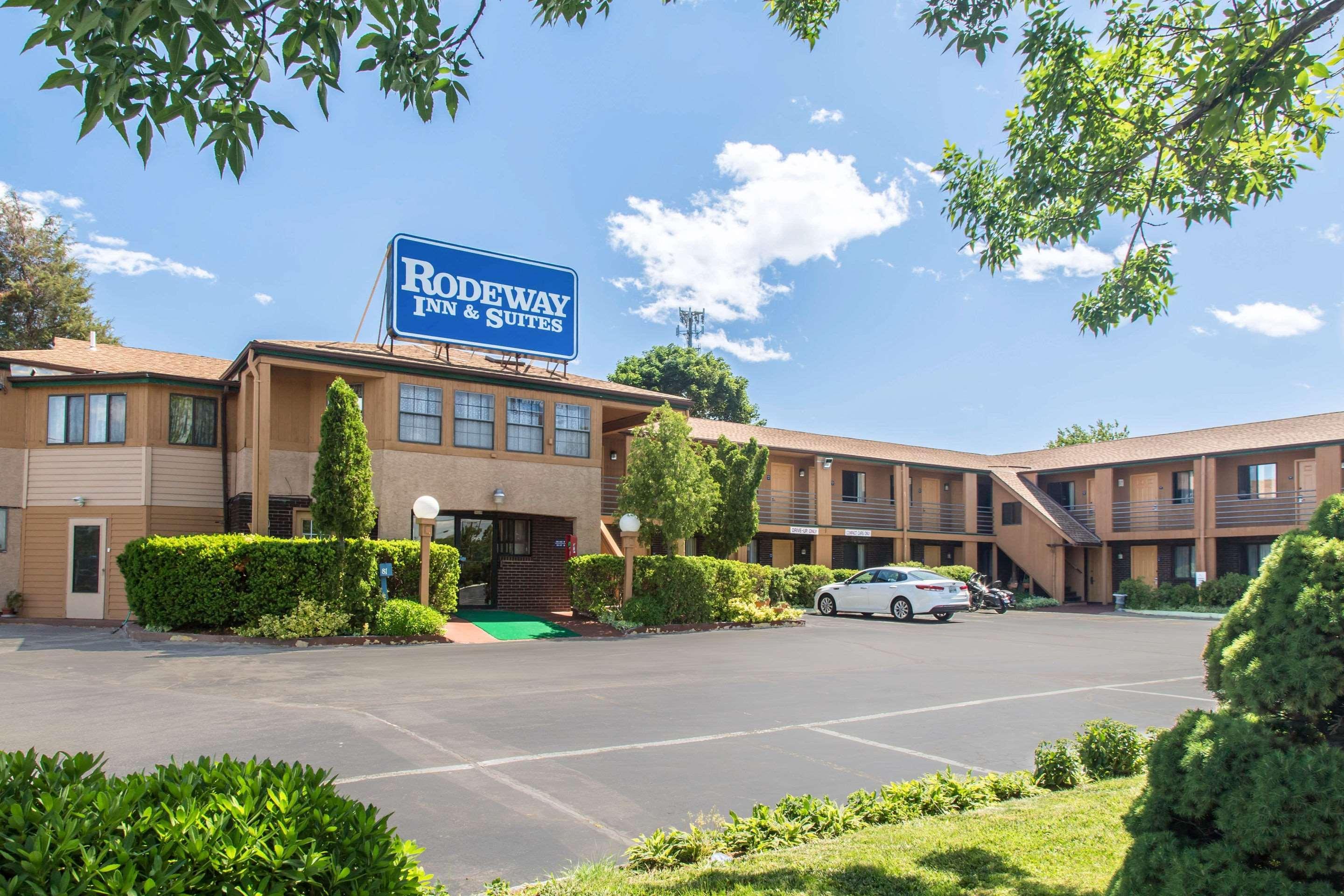 Rodeway Inn & Suites Branford - Guilford Extérieur photo