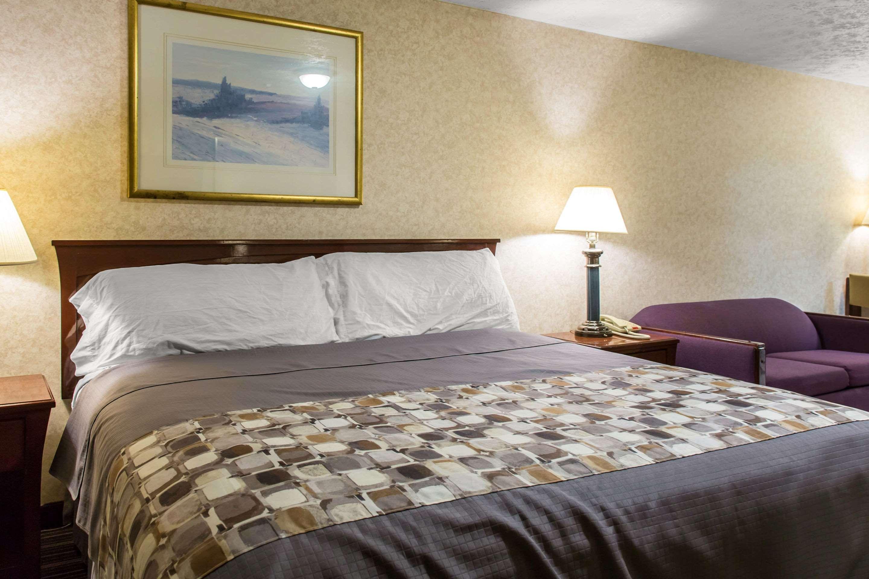Rodeway Inn & Suites Branford - Guilford Extérieur photo